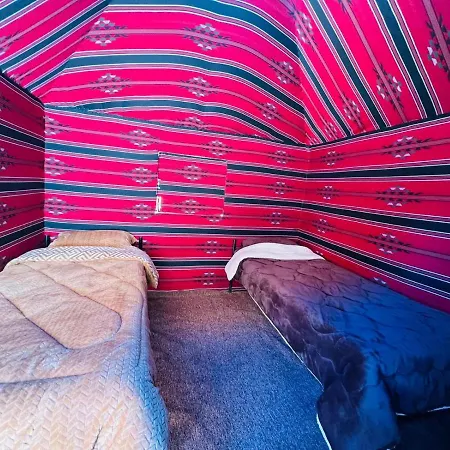 Bedouin Host Camp& With Tour Hotel Wadi Rum Exterior photo