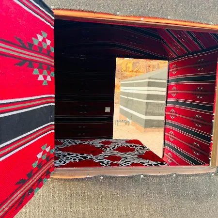 Bedouin Host Camp& With Tour Hotel Wadi Rum Exterior photo